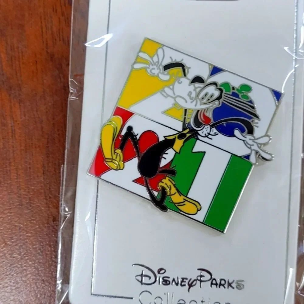 BRAND NEW 2021 BOOSTER-GOOFY